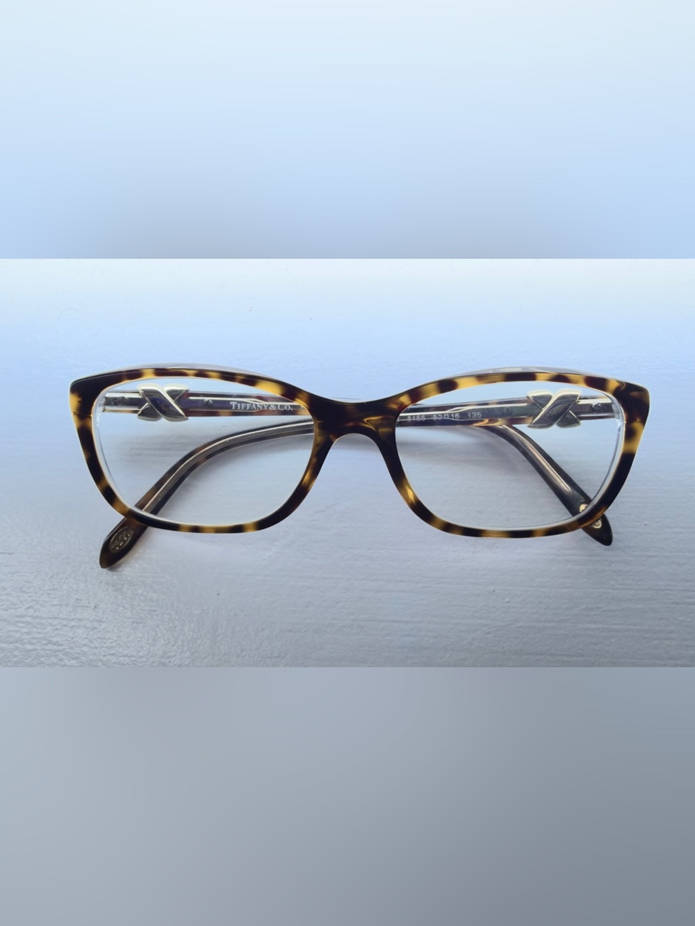 Tiffany Signature TF2074